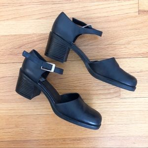 Vintage Leather Mary Janes Mootsies Tootsies